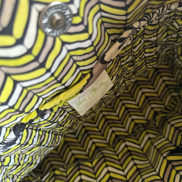 Vera Bradley Curvy Tote - Citron Design - Picture 3 of 6